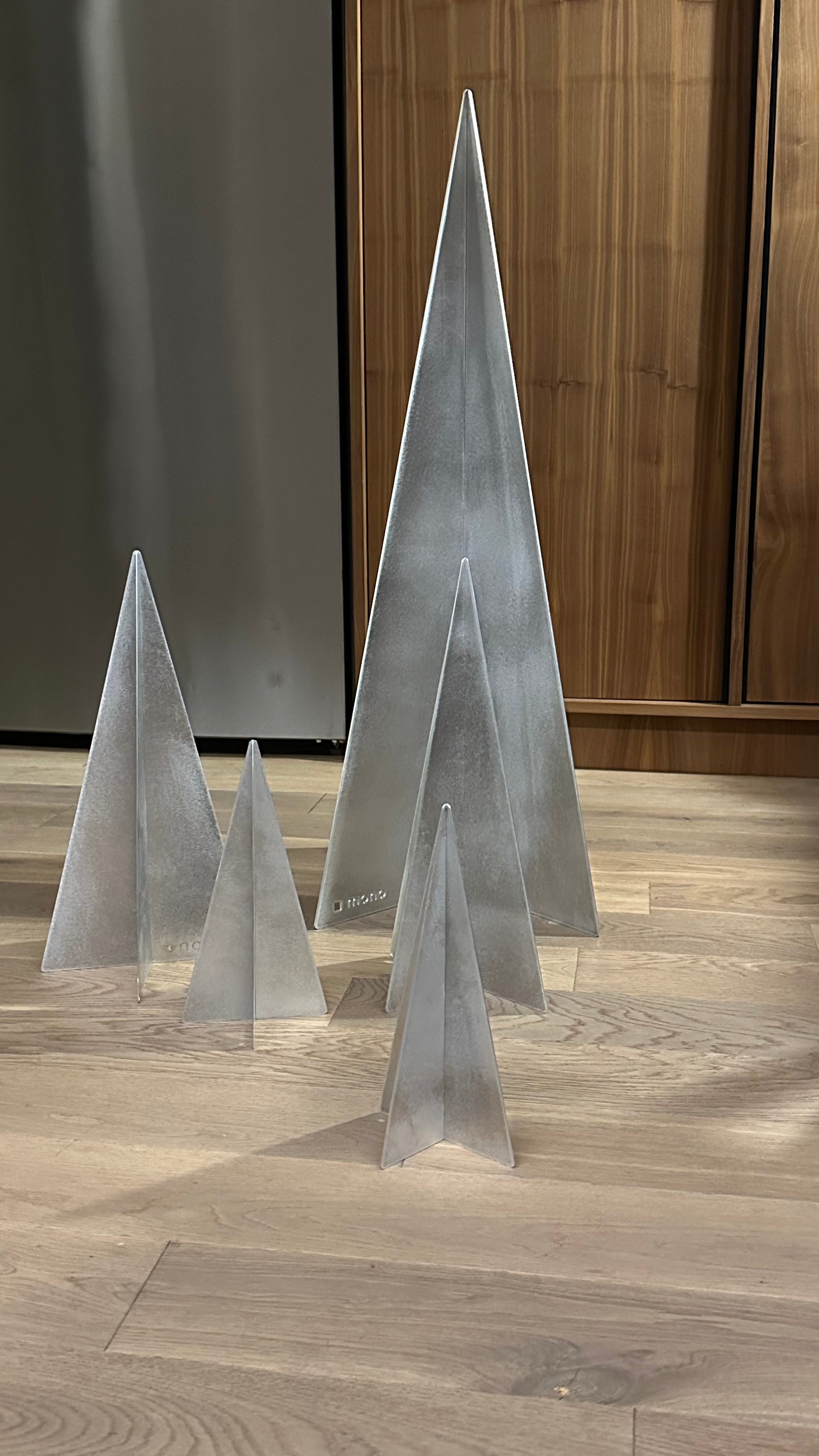 Mono BIG Christmas Tree