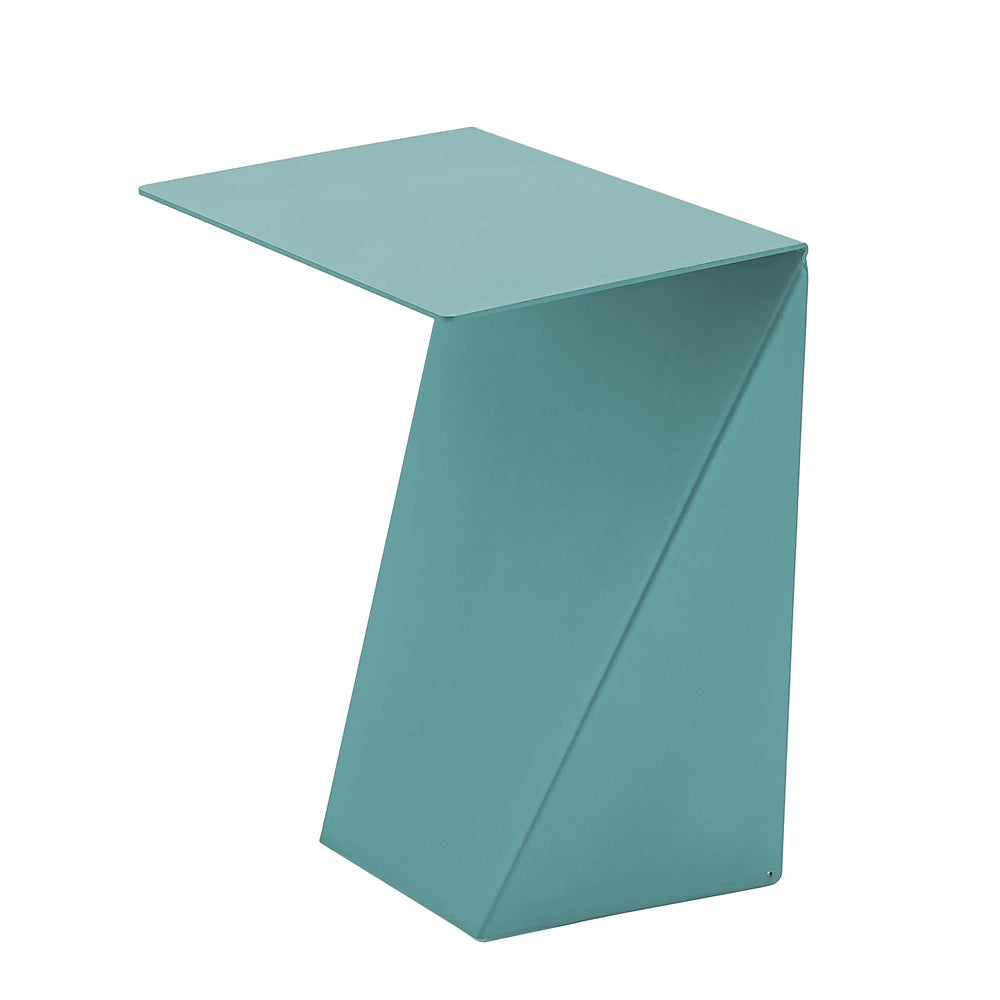 Masuta metalica SWEETY – Ideala ca masa de cafea, noptiera sau suport pentru obiecte decorative. Realizata din otel vopsit electrostatic, rezista factorilor de mediu si adauga eleganta oricarui decor.