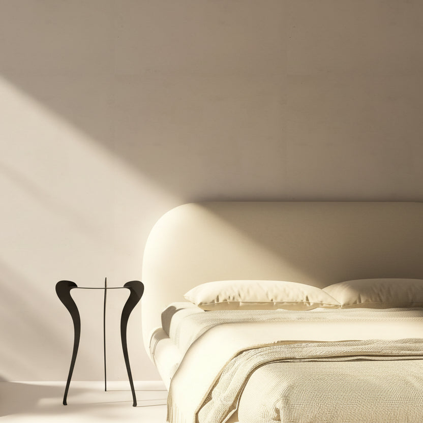 Noptiera metalica MARIE ANTOINETTE design baroc modern - mono