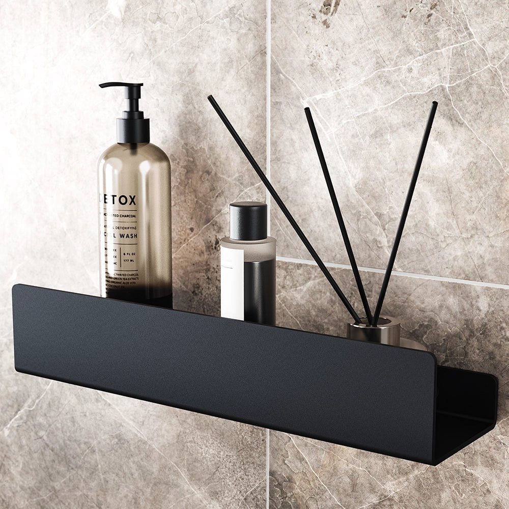 Polita metalica LINE 1 – design minimalist si liniar, perfecta pentru depozitarea produselor de ingrijire, ideala pentru orice baie compacta si practica.