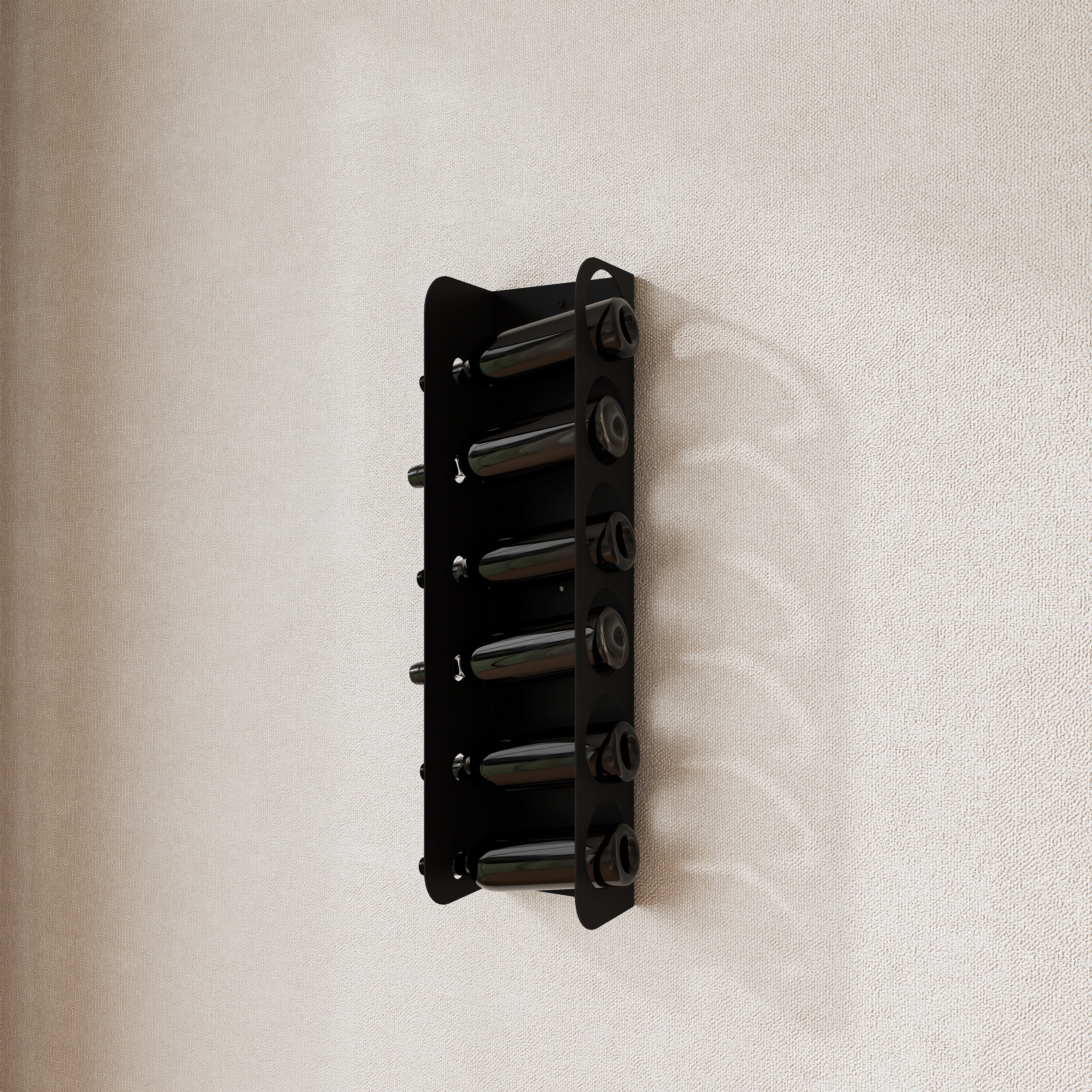 Suport metalic LINE - detaliu finisaj negru mat și sistem de fixare sticle