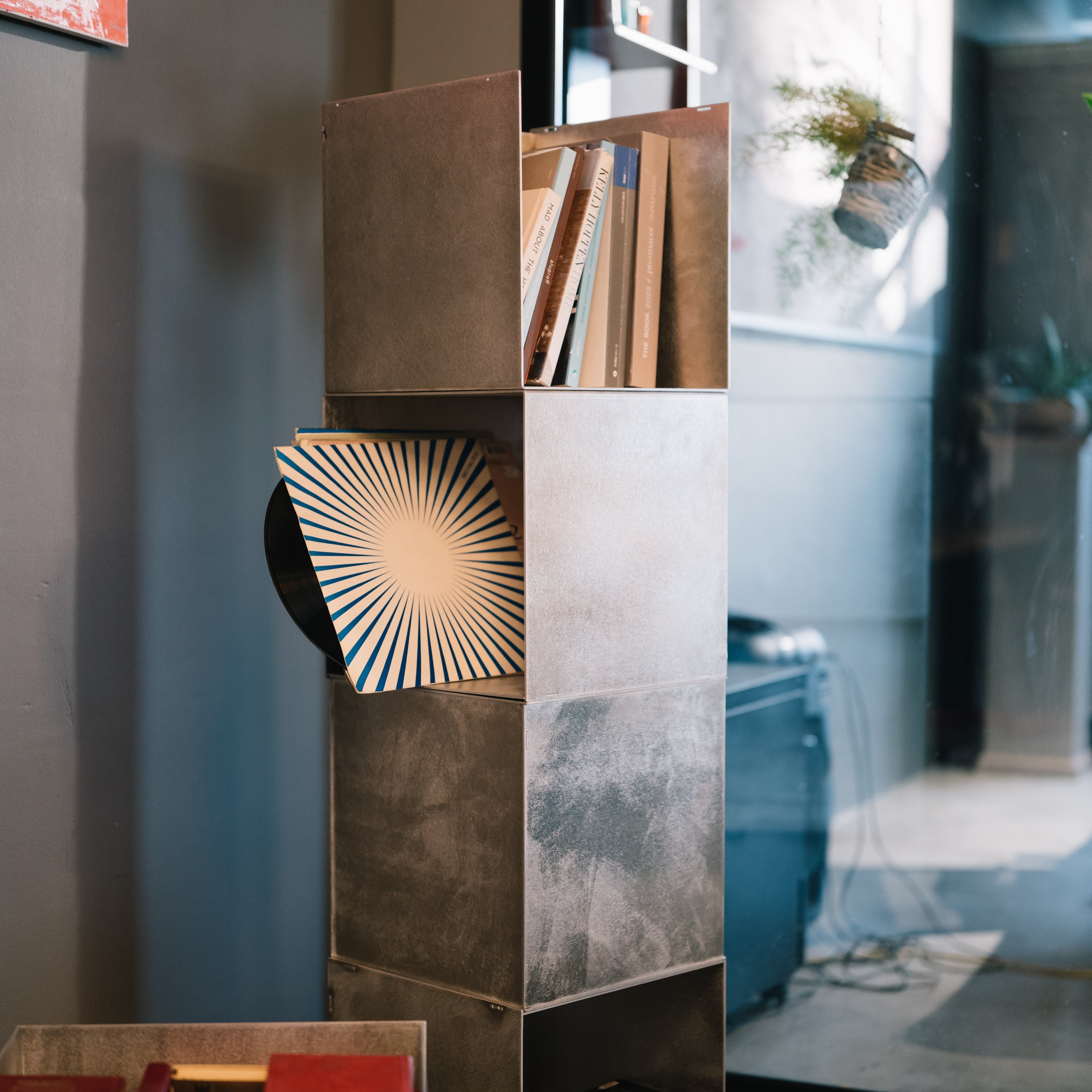 Vinyl Cube Multifunctional Shelf