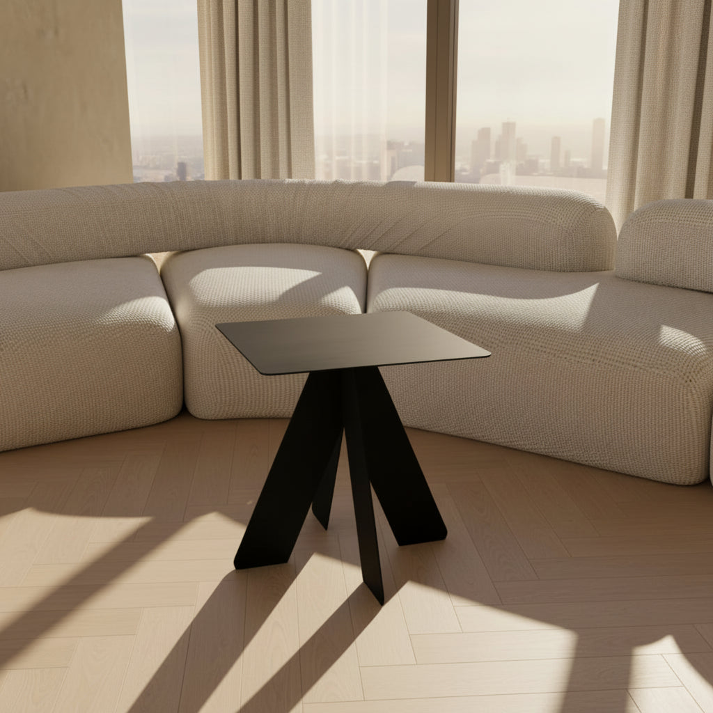  O piesă statement, gândită pentru interioare minimaliste și compoziții curate.