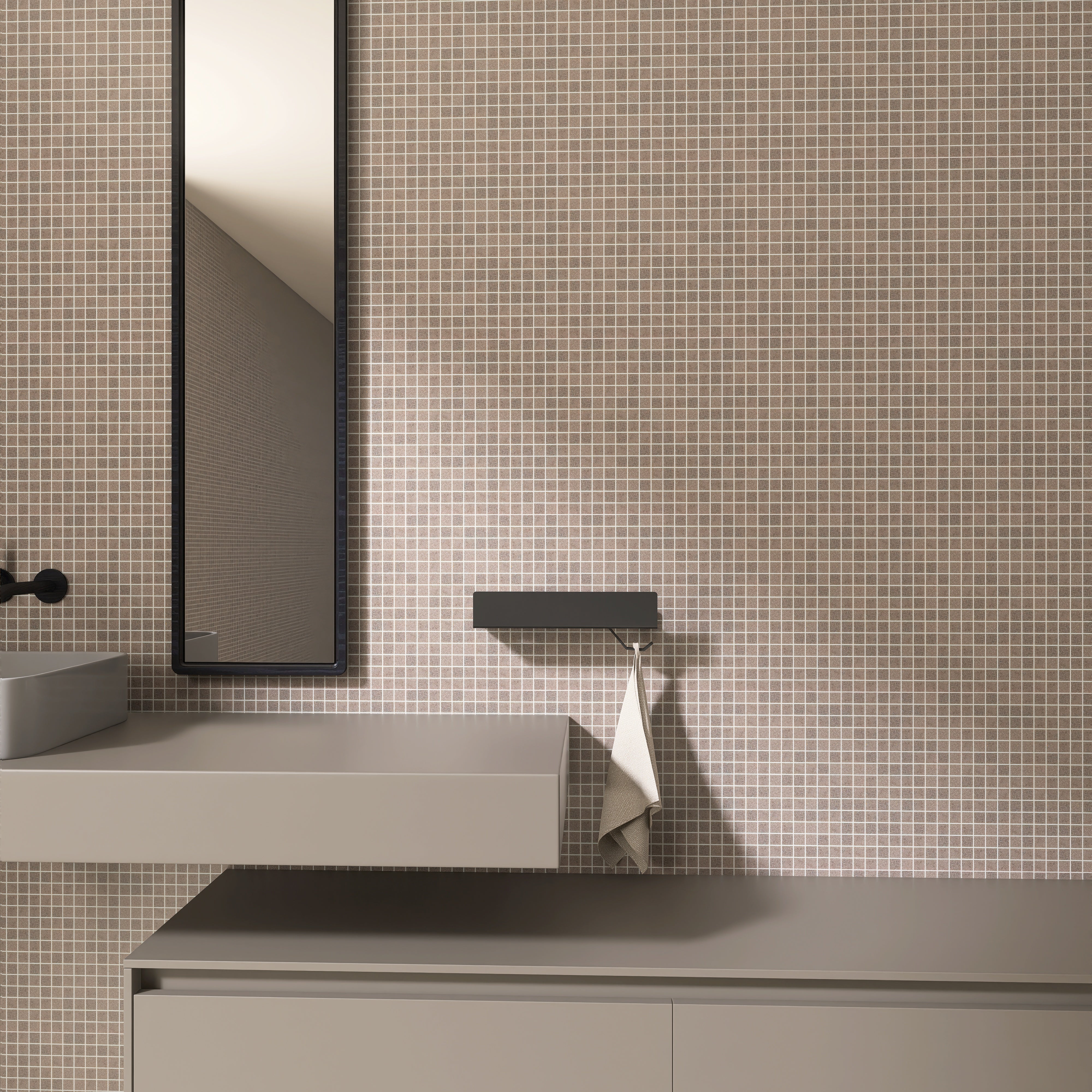 Polita metalica de baie LINE 2 – raft elegant din aluminiu, ideal ca etajera si suport pentru prosoape si produse de igiena, perfect pentru o baie ordonata si moderna.

