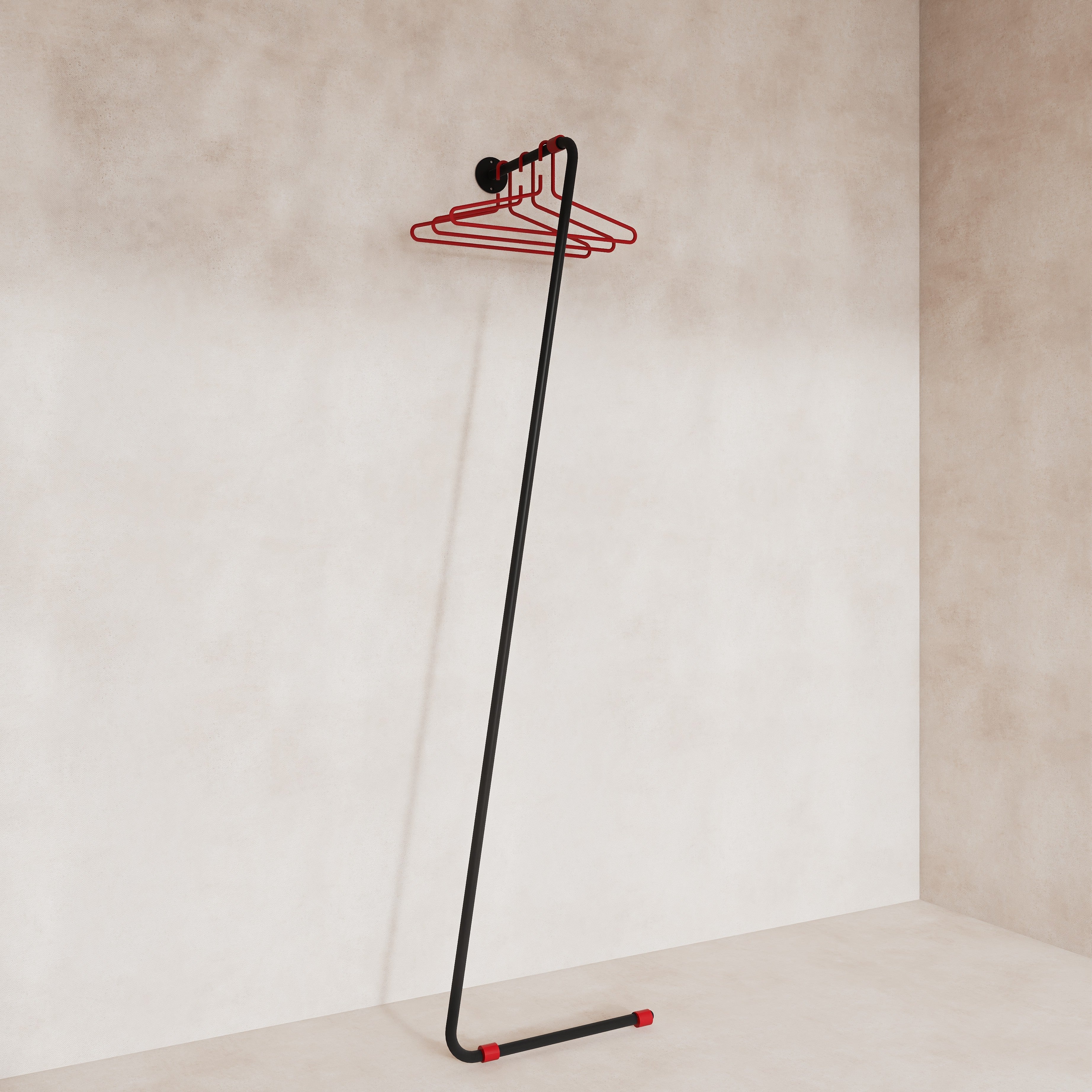 Set cuier Z și umerașe LINE pentru hol - detalii din piele pe bara de susținere asortate cu umerașele, unicitate și rafinament
