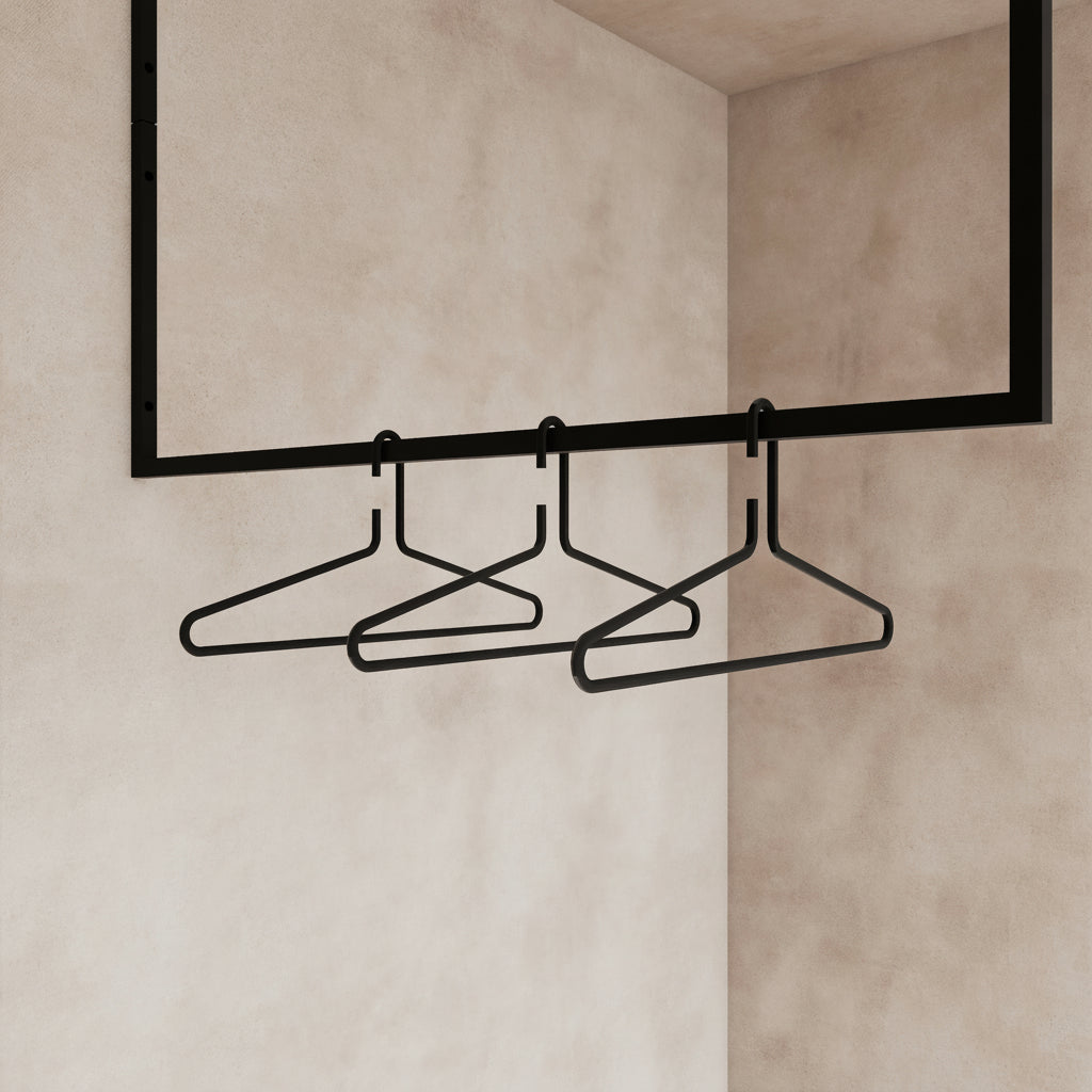 #color_black #option_set3
